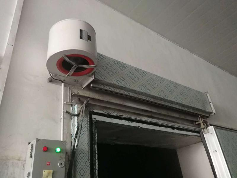 為什么冷庫門口要安裝風(fēng)幕機(jī)？風(fēng)幕機(jī)具有多重實(shí)用價(jià)值